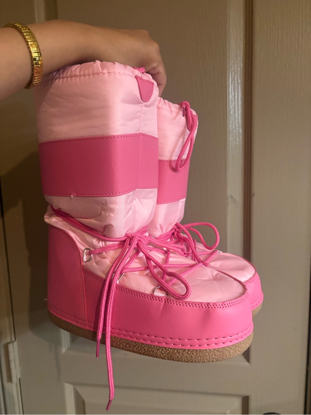 Wild Diva Pink Women's Winter Lace-Up Boots